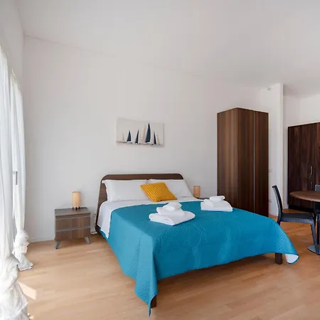 Costa Del Sud * Bari